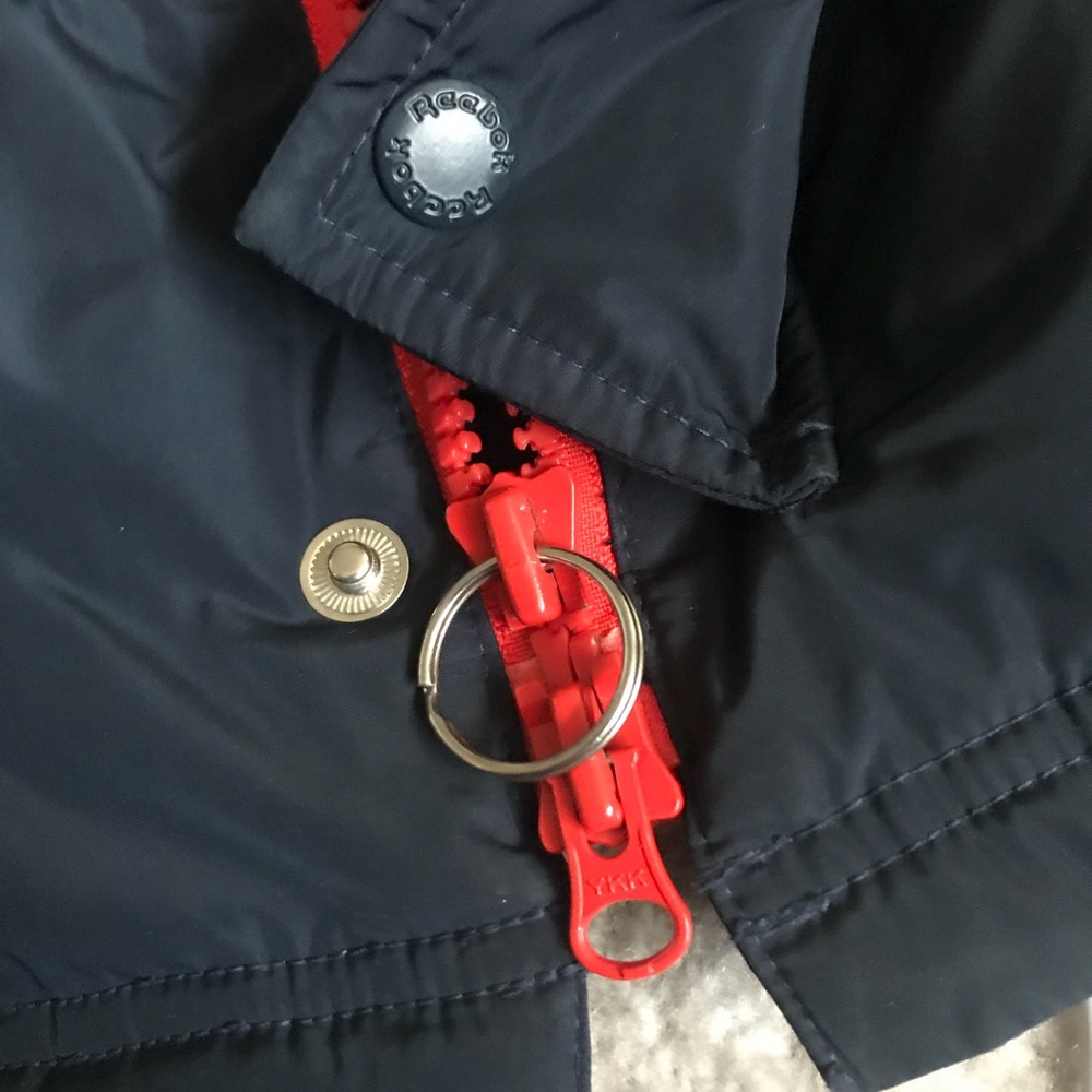 Rare Reebok Sample Multicolor Logo Puffer Jacket - Picture 7 of 8
